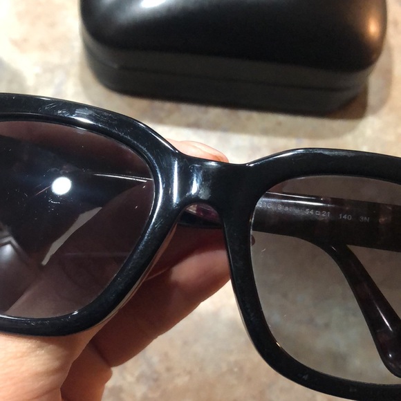 Coach sunglasses - Picture 4 of 8